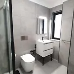 بيت ضيافة Akita 3*