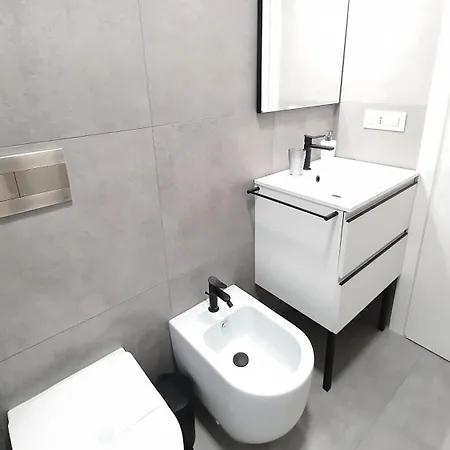 Akita Guest house Bari