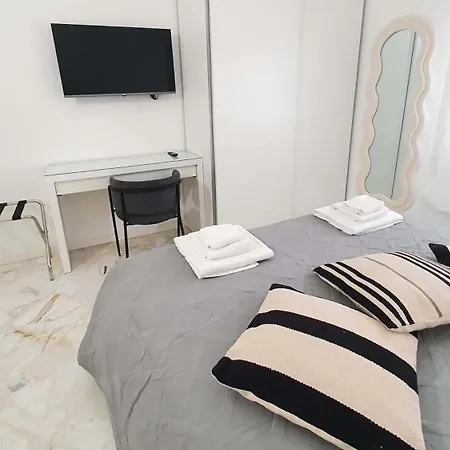 Akita Guest house Bari